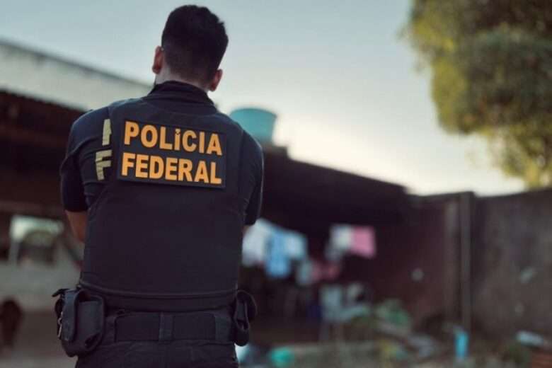 Polícia Federal desarticula esquema de tráfico de drogas via Correios