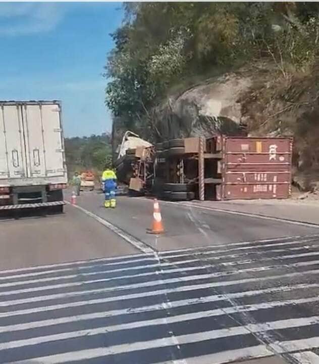 Acidente na BR-364 deixa um morto na Serra de São Vicente