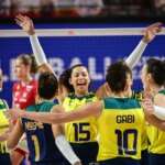 Brasil vence Polônia de virada, por 3 sets a 1, e avança às quartas de final da LIga das Nações Feminina - em 12/06/2024 Por: Divulgação/Volleyball World