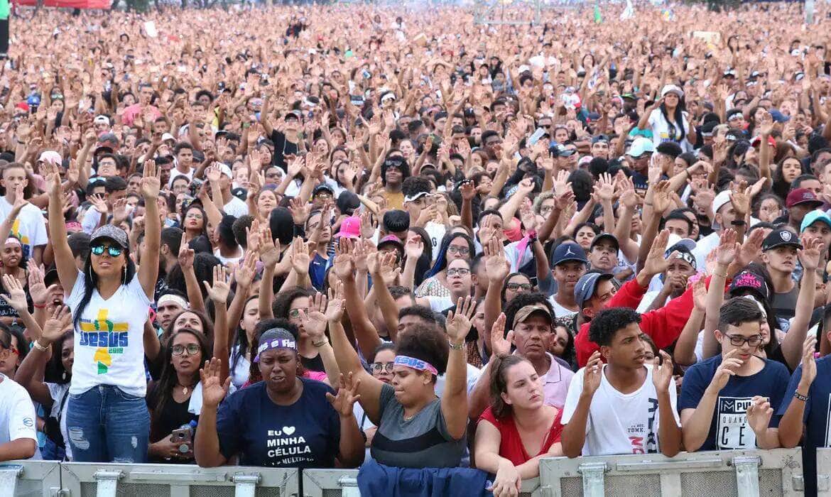 Público da Marcha para Jesus, na praça Heróis da FEB, Santana, zona norte de São Paulo. Foto: Rovena Rosa/Agência Brasil