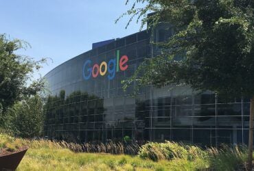 Google desiste de bloquear cookies de rastreamento, mantendo vigilância sobre usuários
