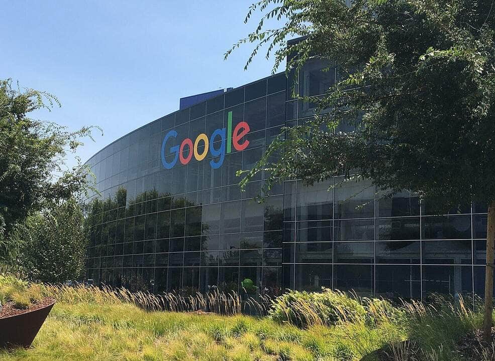Google desiste de bloquear cookies de rastreamento, mantendo vigilância sobre usuários