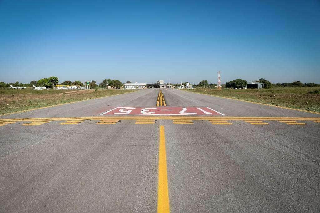 Chuva intensa força avião a retornar para Brasília e deixa Sinop alagada