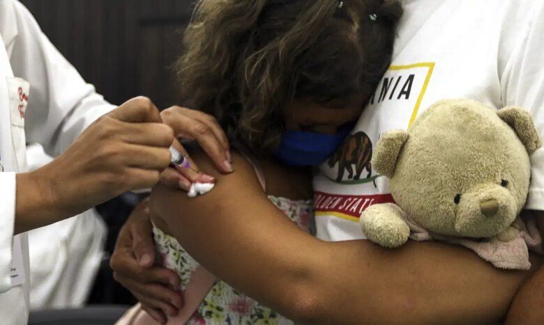 Vacinação infantil contra a covid-19 de crianças de 10 anos ou mais, no Planetário, no bairro da Gávea, zona sul da cidade. Por: Tânia Rêgo/Agência Brasil