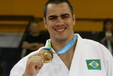 3624263270 david moura conquistou medalha de ouro na categoria acima de 100 quilos do judo em toronto 2015