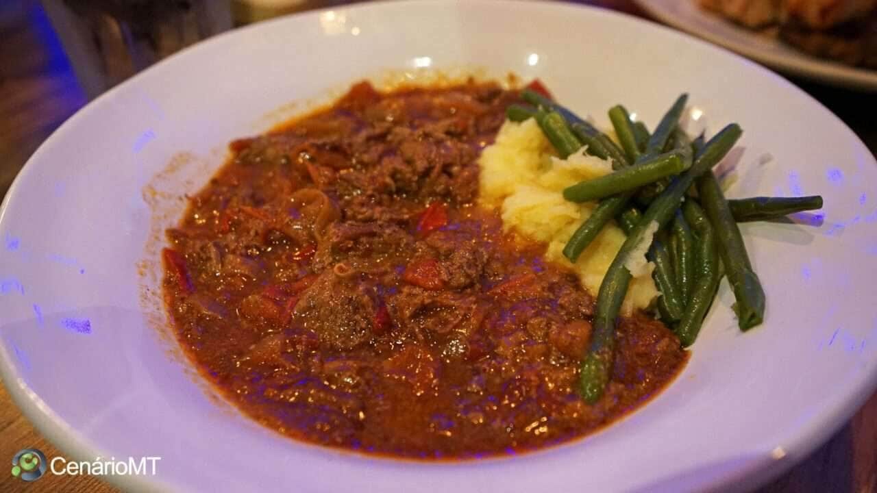 Ensopado de carne moída