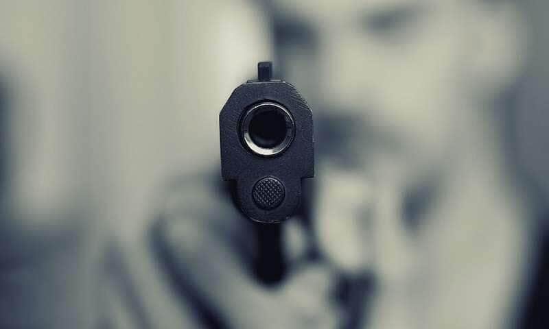 Mulher é morta a tiros e filhos feridos em ataque a residência em Sorriso