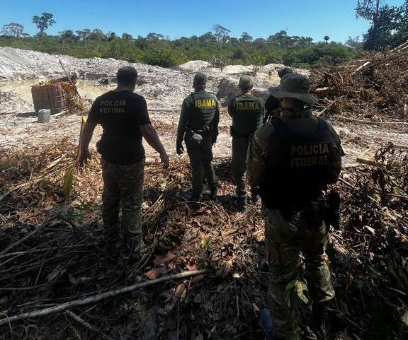 Polícia Federal e Ibama combatem garimpo ilegal no Parque Nacional do Juruena