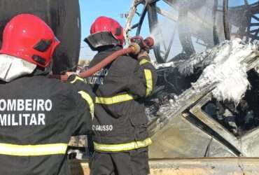 Acidente com três carretas e ônibus deixa 05 mortos e 11 feridos em Rondonópolis