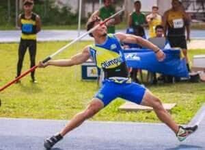 O jovem Arthur Curvo foi bronze no lançamento de dardo  - Foto por: Divulgação