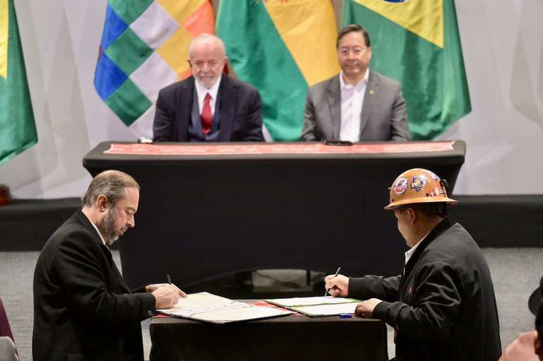 Brasil e Bolívia firmam memorandos para investimentos no setor energético - Foto: Ricardo Botelho/MME