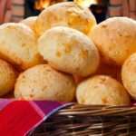 Como assar pão de queijo