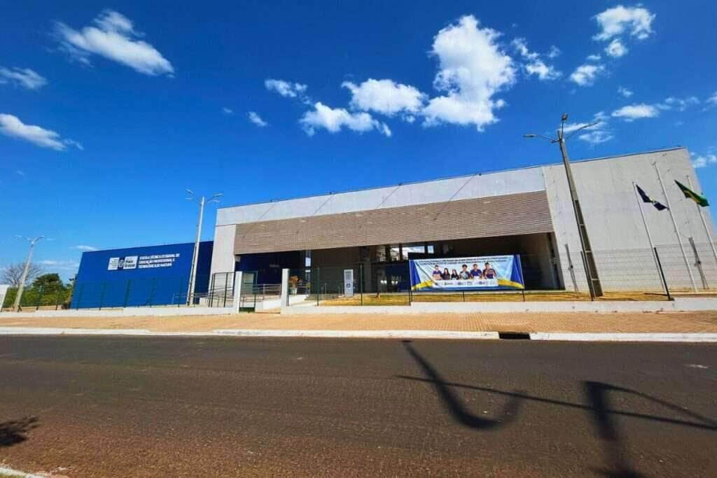 A unidade, que tem capacidade para 1,5 mil alunos, será inaugurada nesta sexta-feira (05.07), às 10h - Foto por: Seciteci