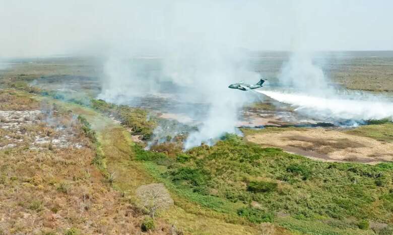 Cuiabá (MT) 31. 07. 2024 - Sobrevoo de áreas incendiadas, em Corumbá. Corumbá - MS.   Foto: Ricardo Stuckert / PR