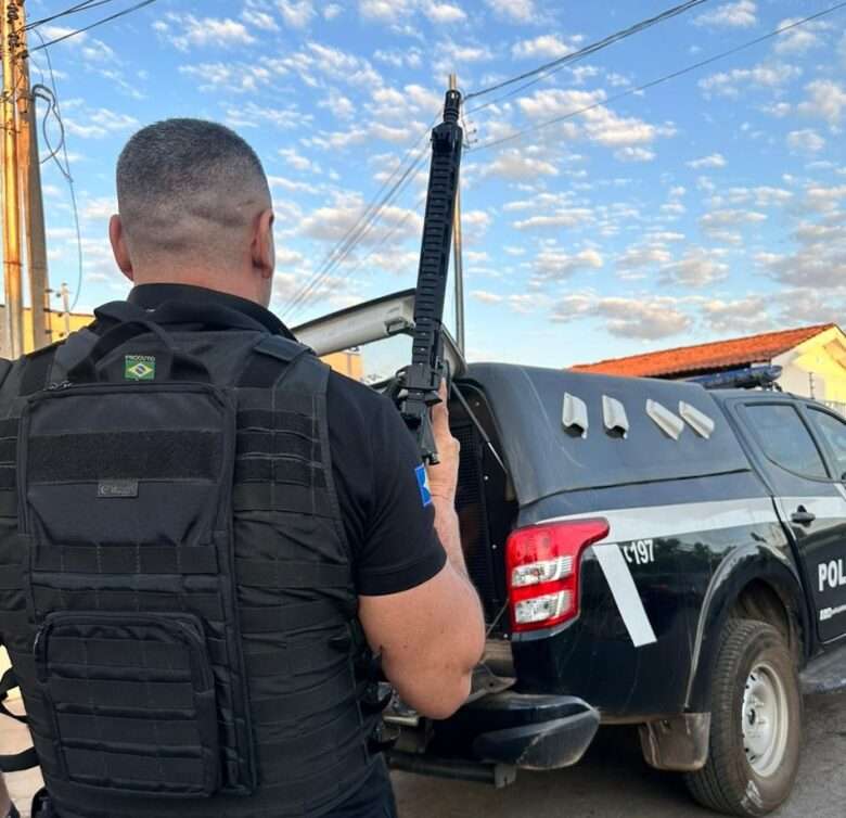 Operação prende três envolvidos no comércio de armas de fogo roubadas de vigilantes em Cuiabá_668814895da7c.jpeg