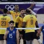 Vôlei, canoagem e badminton dominam os Jogos Olímpicos no fim da manhã -