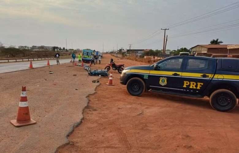 Motociclista morre em colisão com carreta na BR-364 em Mato Grosso