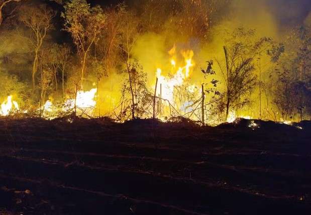 Incêndio ameaça aldeia Umutina no Pantanal e mobiliza bombeiros