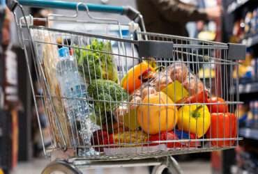 Cesta básica na capital de Mato Grosso registra queda e alivia o bolso dos consumidores