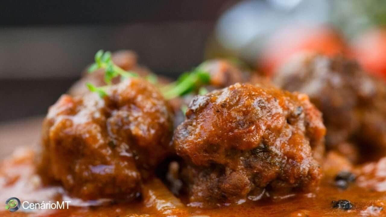 Como fazer almôndega