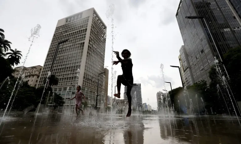 Inmet alerta sobre onda de calor que chega ao pais nos proximos dias