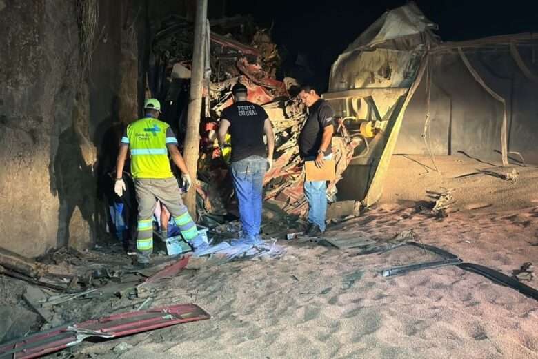 Motorista morre após carreta perder freio e colidir com caminhão na BR-364 em Mato Grosso