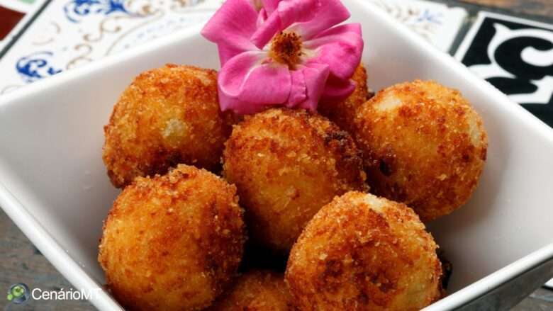 Receita de bolinho de arroz