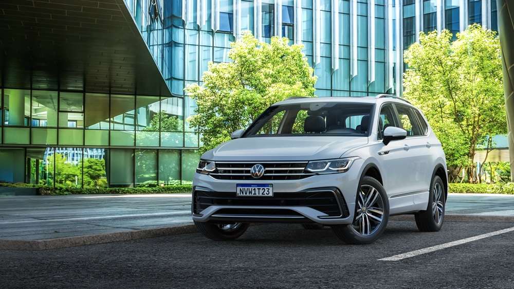 Volkswagen Tiguan leva 7 pessoas com conforto