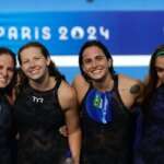 equipe brasileira feminina de natação (Maria Paula, Sthephanie, Gabi Roncatto e Mafê) se classifica à final do revezamento 4x200m em Paris - Olimpíada - em 01/08/2024 Por: Sátiro Sodré/CBDA/Direitos Reservados