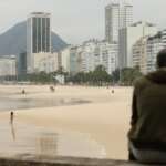 Rio de Janeiro (RJ), 01/07/2024 – Ressaca e frio marcam início da semana no Rio. Foto: Tomaz Silva/Agência Brasil