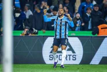 lg-noticias-gra-mio-bate-o-fluminense-de-virada-na-ida-das-oitavas-da-libertadores-40