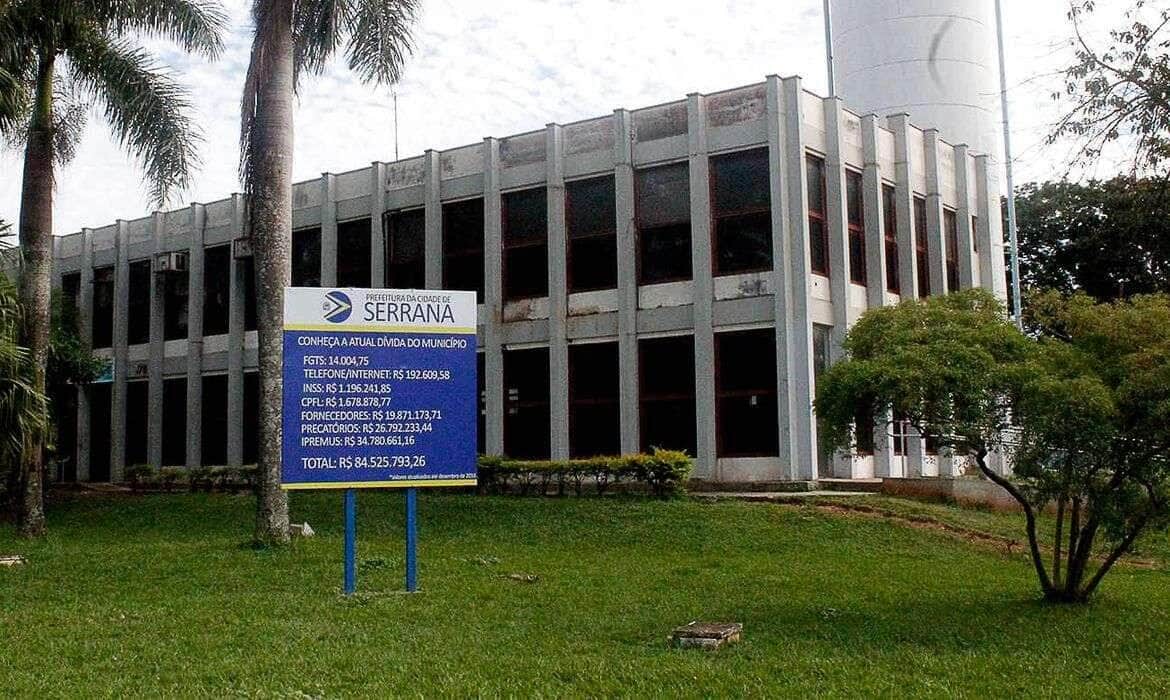 Prefeitura Municipal de Serrana.