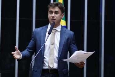 Brasília (DF) - O deputados, Nikolas Ferreira (PL - MG), discursa na tribuna da Camara dos Deputados durante sessāo deliberativa Foto: Pablo Valadares/Câmara dos Deputados