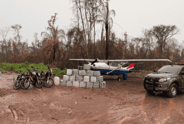 Aeronave com 600 kg de cocaína é abatida em Mato Grosso