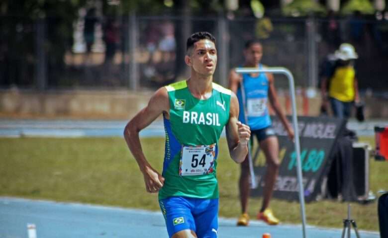 Atleta de Mato Grosso brilha no atletismo e conquista ouro no Sul-Americano