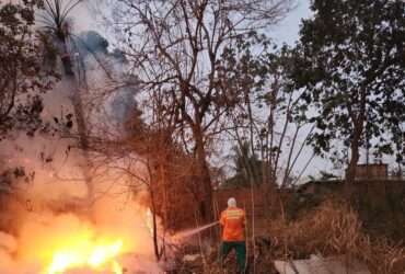 Corpo de Bombeiros controla incêndio em área de vegetação no interior de Mato Grosso