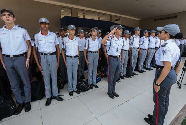 Mais de 16 mil candidatos disputam vagas em escolas militares de Mato Grosso