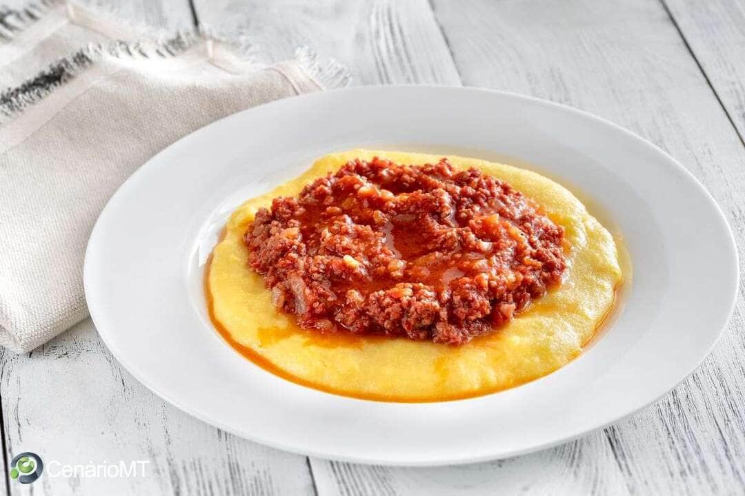 Receita de angu com carne moída