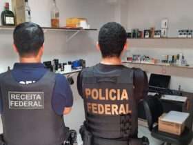 Polícia Federal e Receita Federal realizam Operação Fumaça em Cáceres para combater o comércio ilegal de cigarros eletrônicos