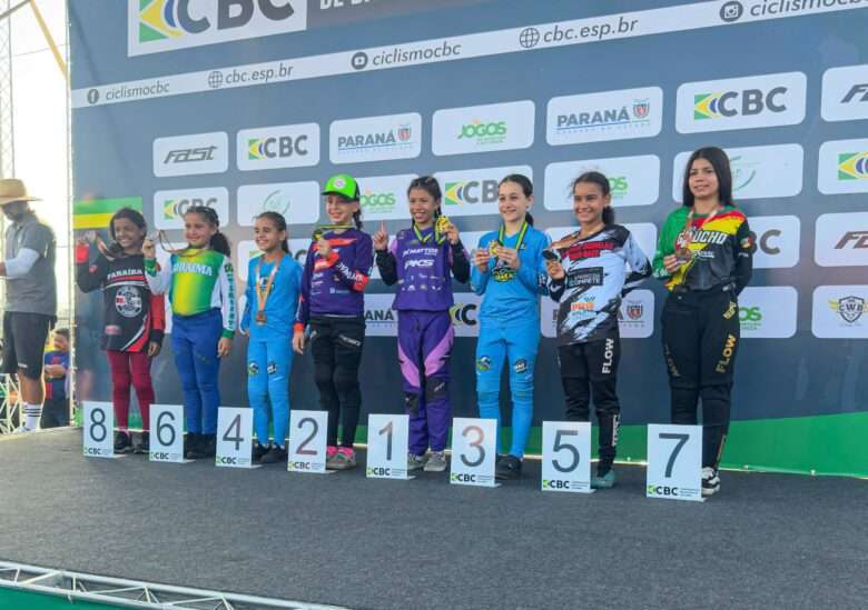 Atletas de Lucas do Rio Verde conquistam 14 pódios no Campeonato Brasileiro de BMX Racing 2024