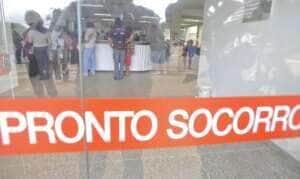atendimento de emergência cardíaca