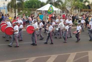 desfile civico