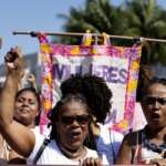 Rio de Janeiro (RJ), 28/07/2024 - 10ª Marcha das Mulheres Negras do RJ. Mulheres negras marcham contra o racismo e pelo bem viver, na praia de Copacabana, zona sul da cidade. Foto: Tânia Rêgo/Agência Brasil