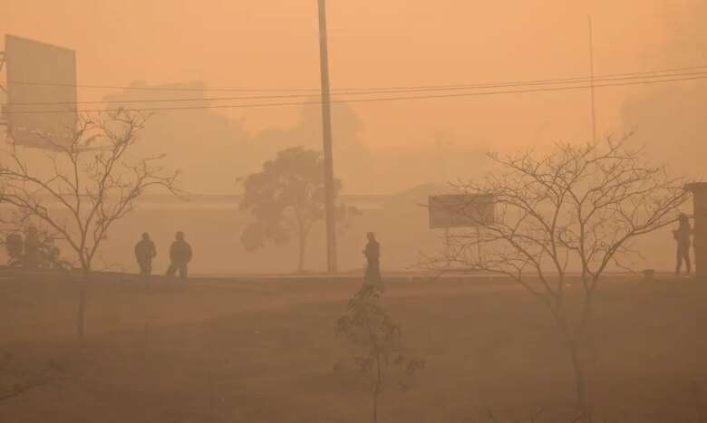 Brasília (DF) 16/09/2024 A capital amanheceu coberta de fumaça causada pelo incêndio no Parque Nacional de Brasília Foto: Fabio Rodrigues-Pozzebom/ Agência Brasil