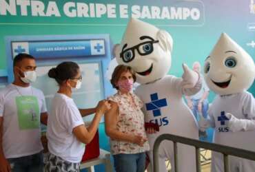 O objetivo da campanha é interromper a circulação do sarampo, prevenir o surgimento de complicações decorrentes da gripe, evitando novos óbitos e possível pressão sobre o sistema de saúde Por: Ministerio da Saúde