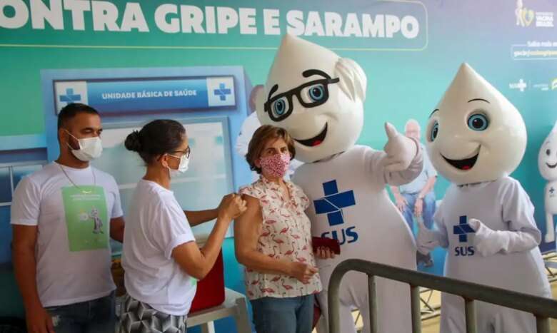 O objetivo da campanha é interromper a circulação do sarampo, prevenir o surgimento de complicações decorrentes da gripe, evitando novos óbitos e possível pressão sobre o sistema de saúde Por: Ministerio da Saúde