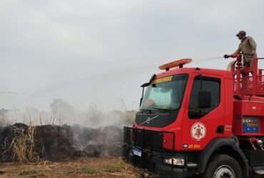 Bombeiros controlam incêndio em terreno baldio no interior de Mato Grosso