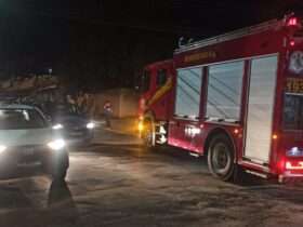 Bombeiros de Mato Grosso isolam área após queda de fio energizado em via pública