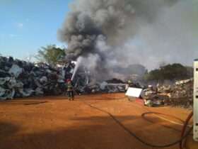 Incêndio destrói empresa de reciclagem em Mato Grosso e causa prejuízos