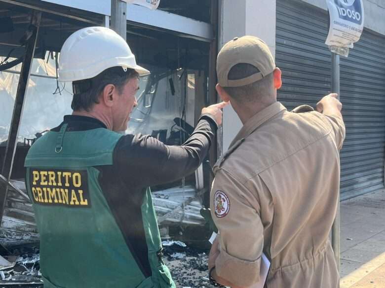 Laudo da Politec revela causa do incêndio que destruiu o Shopping Popular em Cuiabá